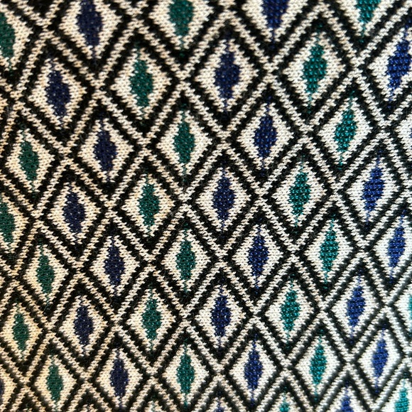 New! ST. JOHN Graduated Diamond Knit Dress - Picture 5 of 10